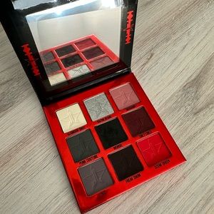 Jeffree Star Weirdo Palette